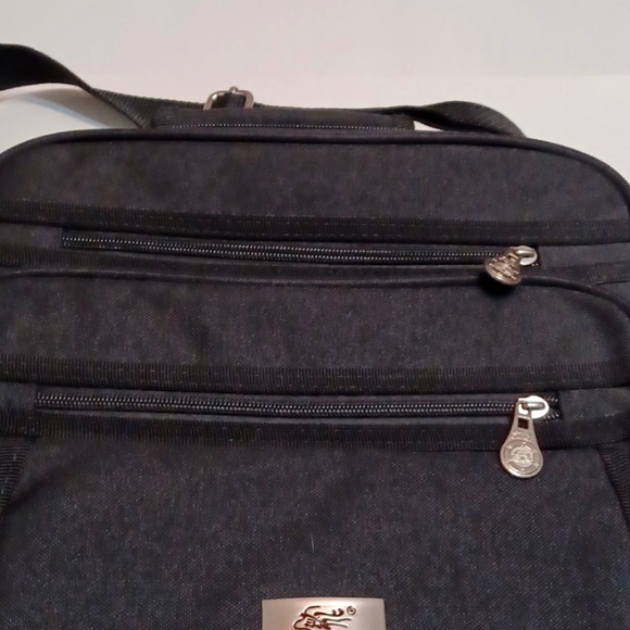 Laptop case - Picture 2 of 5